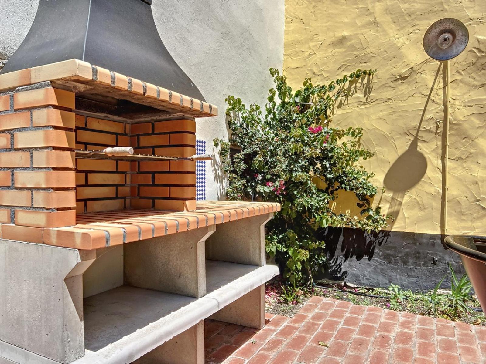 קמיניה Villa Victoria מראה חיצוני תמונה
